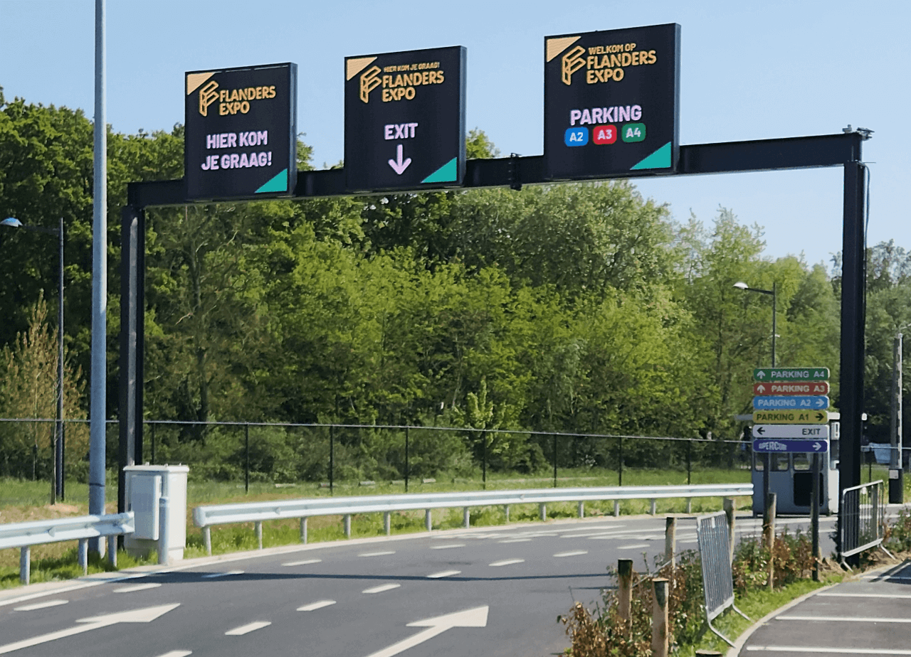 LED scherm outdoor installatie Flanders Expo - Betoled LED display